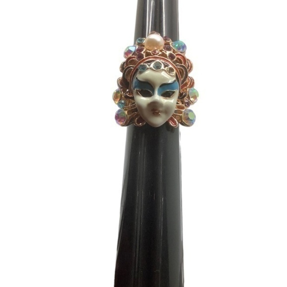 Gold tone enamel Mardi Gras Mask ring - Picture 3 of 5